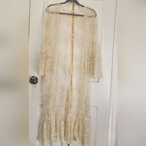 Elegant Lace Kimono Cardigan